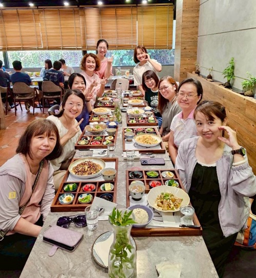 這是我第一次與學員們聚餐‼️