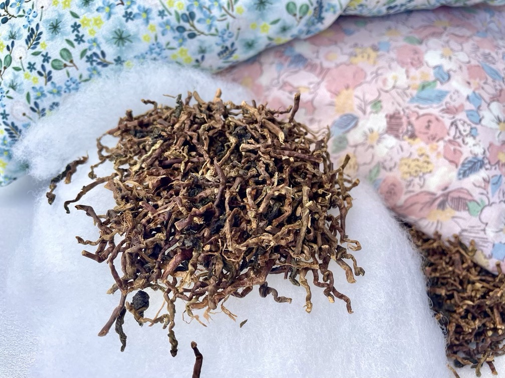 手作茶枝抱枕🌿 好香☺️