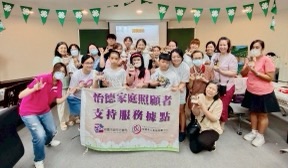 「乾燥花蠟燭好好玩，謝謝老師❤️」